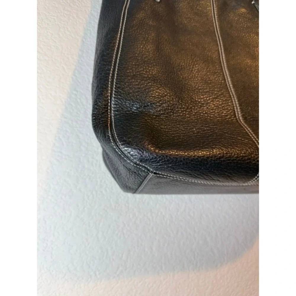 Ann Taylor black pebbled